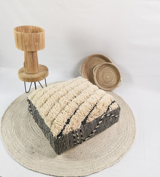 Marokkanischer Vintage Pouf, Berber Bodenkissen, Sitzkissen aus 100% Wolle, Vintage Bodenkissen mit Streifen, Boho Sitzkissen